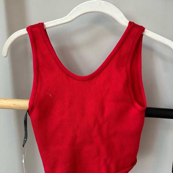 Red Tanktop - Picture 2 of 3